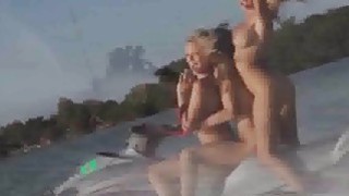 夺命邮差2真实后入炮友，臀浪不断