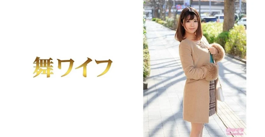 人气女直播展现傲人诱人双峰，自慰骚气扭动好诱人
